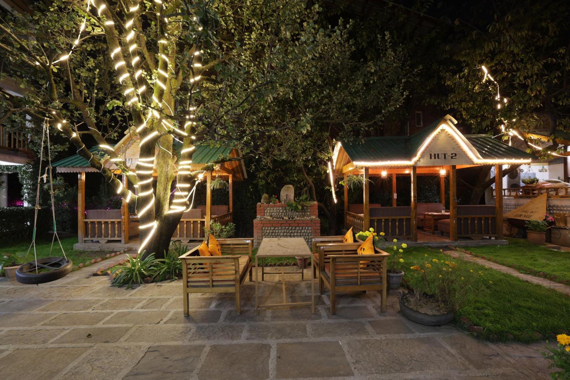 Purnima Guest House Manāli Extérieur photo